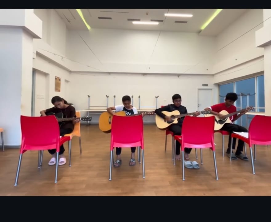 Guitar (Electric, Acoustic & Ukulele) Classes